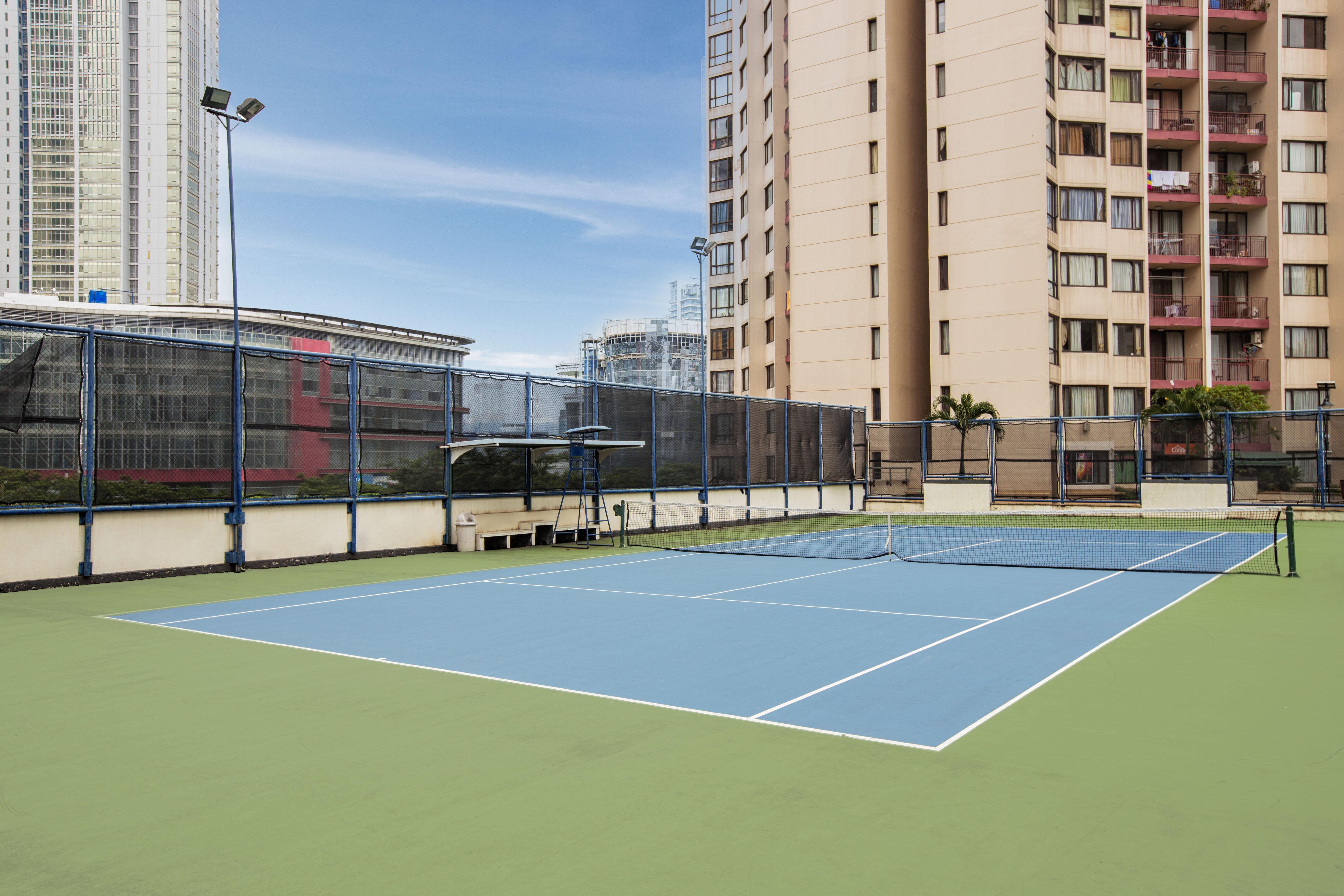 Horison Ultima Suite & Residences Rasuna Джакарта Экстерьер фото